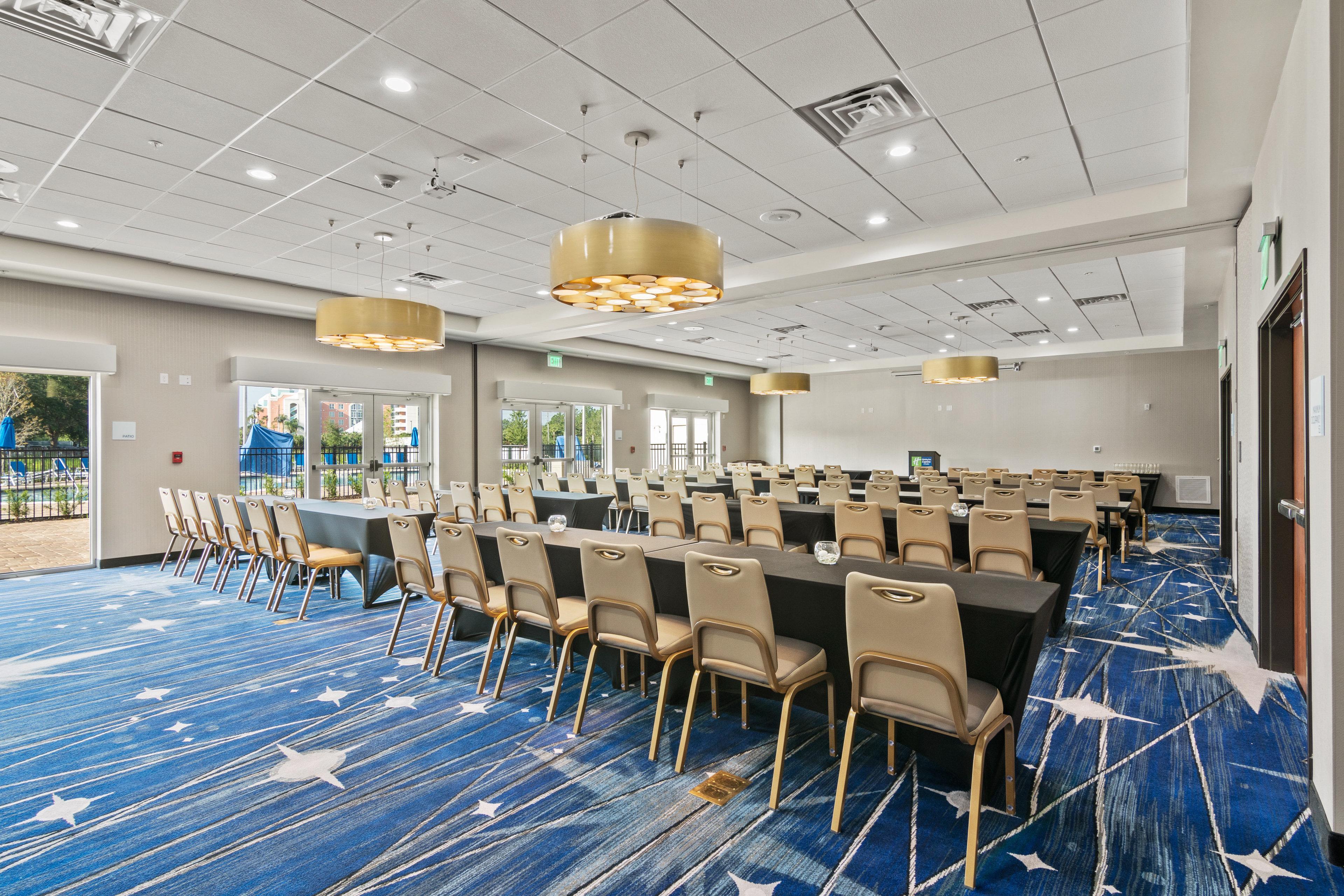 Express&suites Orlando- Buena Vista, An Ihg Hotel 3*