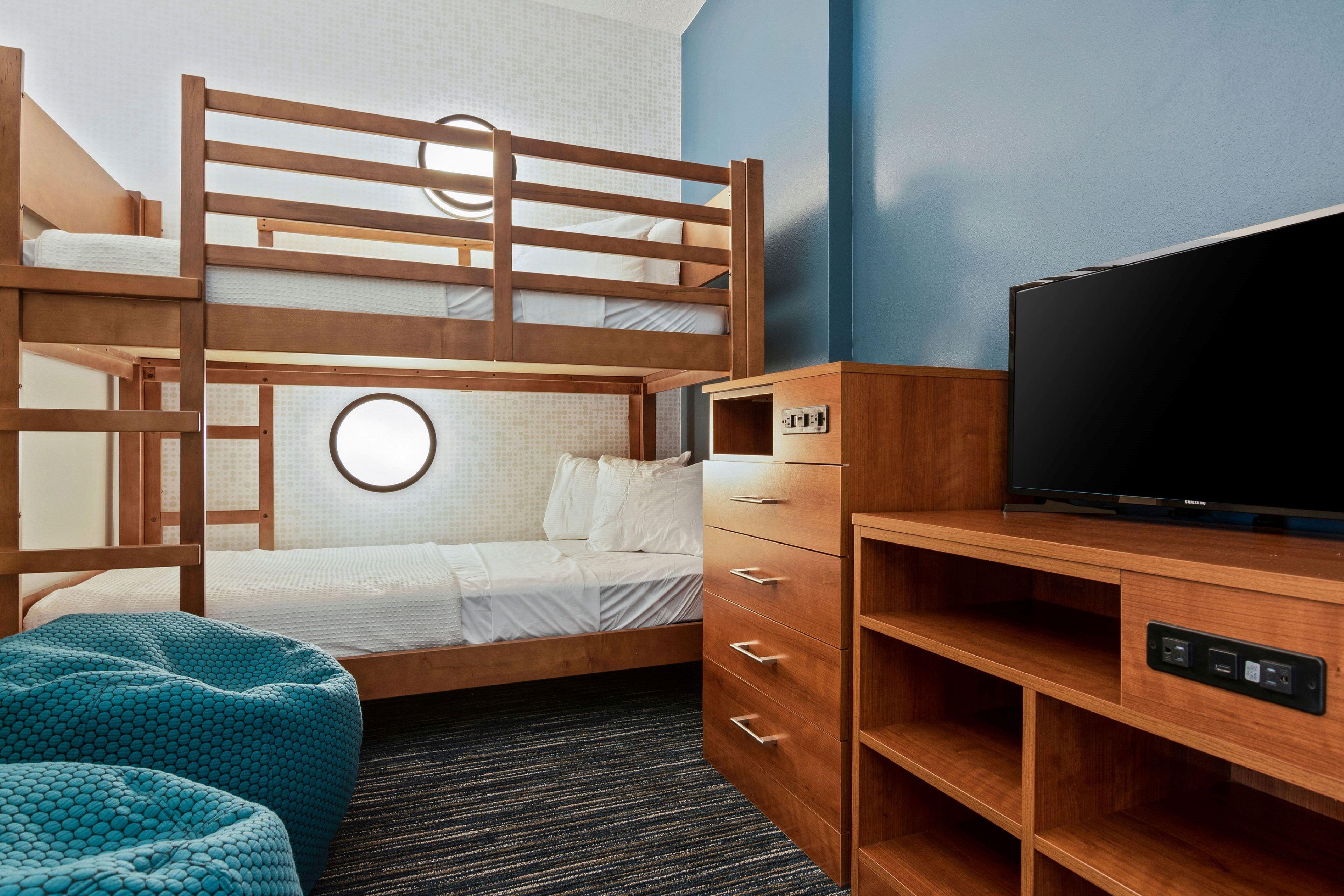 Express & Orlando- Buena Vista By Ihg Lake Buena Vista