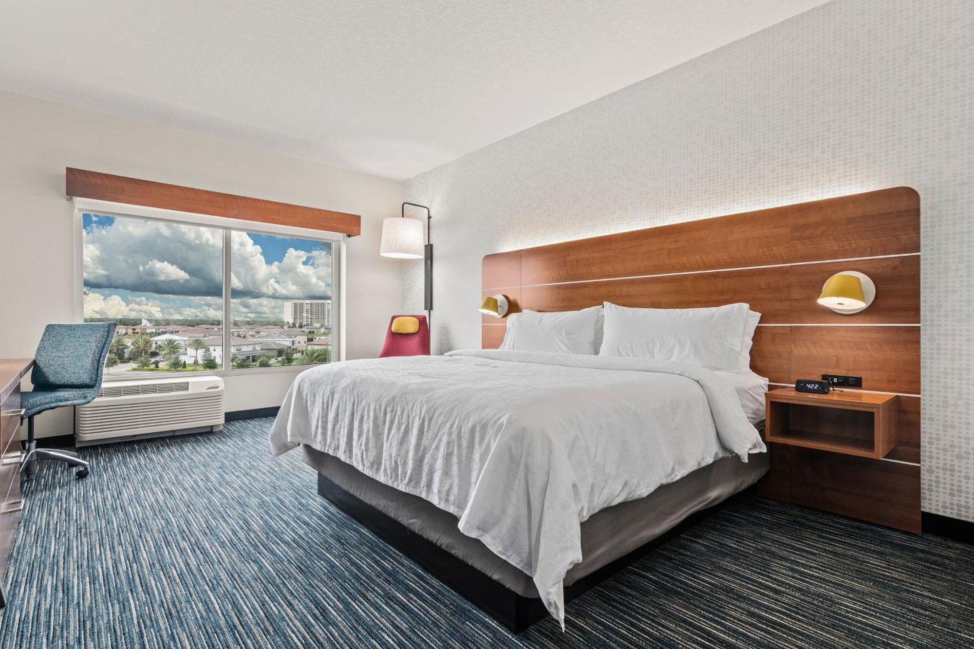 Express & Orlando- Buena Vista By Ihg
