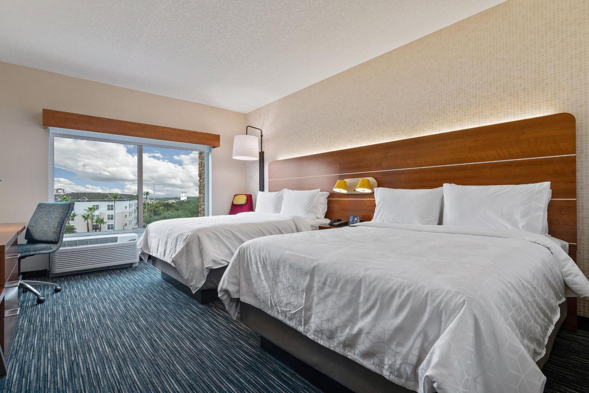 Express & Orlando- Buena Vista By Ihg Hotel 3*